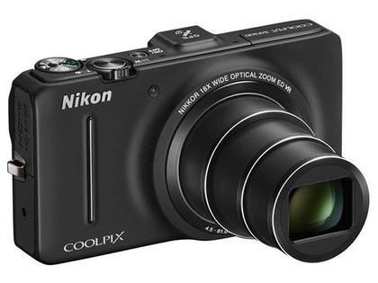 Câmera Digital Nikon Coolpix S9300 16.1MP LCD 3” - Câmera Compacta