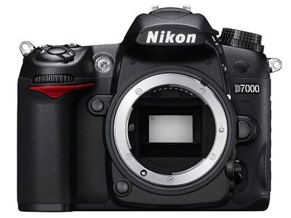B2770 Nikon ニコン　D7000 カメラ Câmera Digital Nikon Reflex D-SLR D7000 16.2MP - LCD 3” / Filma em