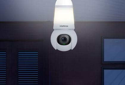 Imagem de Câmera Lâmpada Interna Smart Wi-Fi Full Color iM6 Intelbras