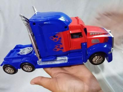 Imagem de Caminhão Carrinho Robô Com Sons E Luzes Bate E Volta