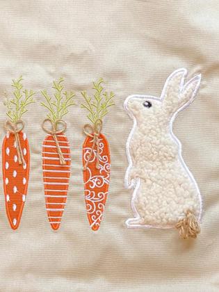 Imagem de Caminho Trilho de Mesa com Coelhos e cenouras 40x180cm