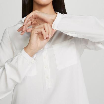 Imagem de Camisa Básica Bolsos Frontais Hering - K458
