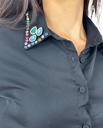 Imagem de Camisa cropped com gola em pedrarias REF6009