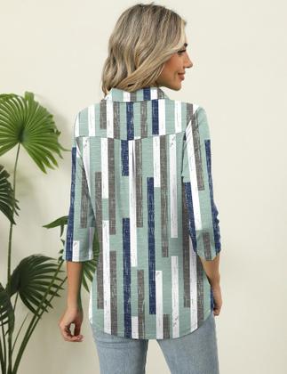 Imagem de Camisa polo feminina ZHENWEI verde listrada, manga 3/4, gola em V, GG