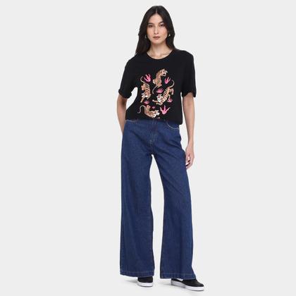 Imagem de Camiseta All Is Love Tigres Feminina