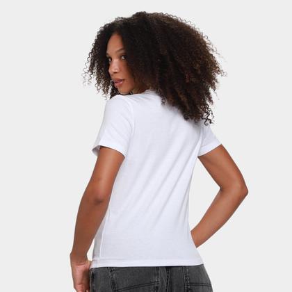 Imagem de Camiseta Básica Hering Slim World Feminina