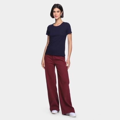 Imagem de Camiseta Básica Hering Slim World Feminina