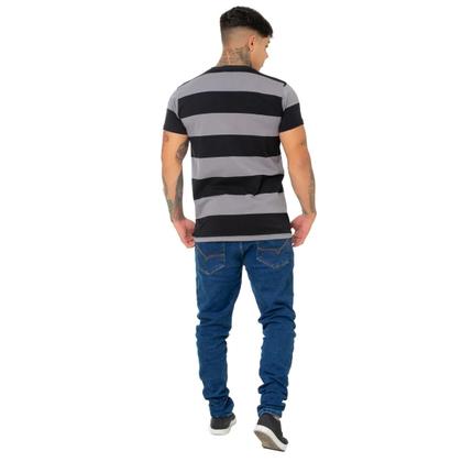 Imagem de Camiseta Básica Listrada Masculina Estilo Clássico para seu Visual