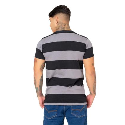 Imagem de Camiseta Básica Listrada Masculina Estilo Clássico para seu Visual