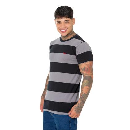 Imagem de Camiseta Básica Listrada Masculina Estilo Clássico para seu Visual