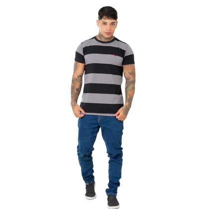 Imagem de Camiseta Básica Listrada Masculina Estilo Clássico para seu Visual
