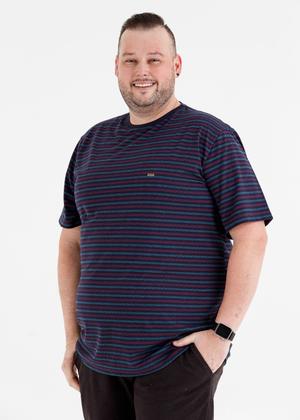 Imagem de Camiseta Básica Plus Size Listrado Místico