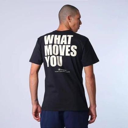 Imagem de Camiseta Champion What Moves You Script Black
