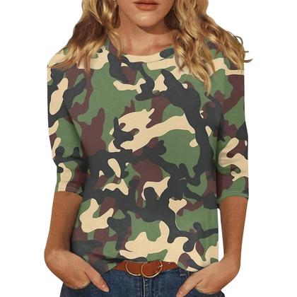 Imagem de Camiseta de Algodão com Estampa de Camuflagem - Manga 7/8 - Modelagem Regular - Primavera/Verão