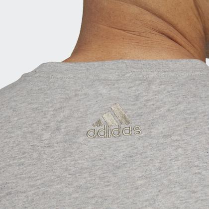 Imagem de Camiseta Essentials Linear Embroidered Logo