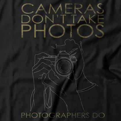 Imagem de Camiseta Feminina Cameras Don't Take Photos