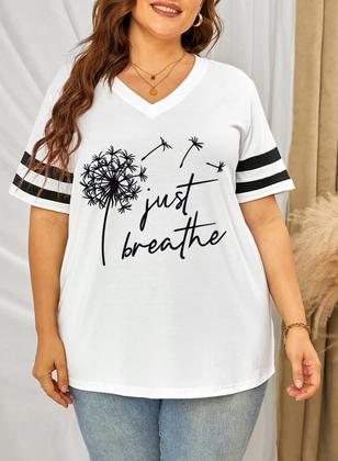 Imagem de Camiseta feminina Happy Sailed plus size listrada com decote em V 2X