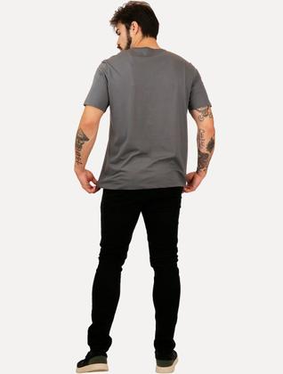 Imagem de Camiseta Individual Masculina Comfort Logo Cinza Escuro