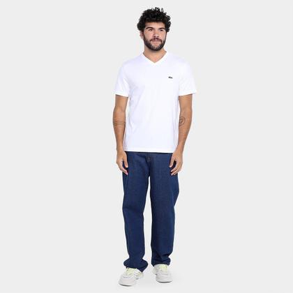 Imagem de Camiseta Lacoste Clássica Decote V Masculina