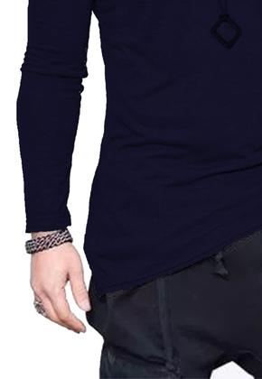 Imagem de Camiseta Longline Oversized Corte Lateral Manga Longa