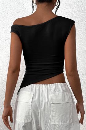 Imagem de Camiseta PRETTYGARDEN Verão 2025 Preta Grande Assimétrica