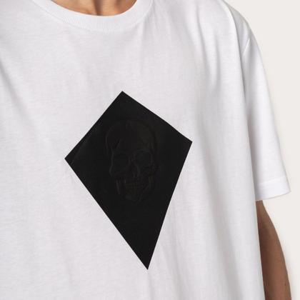 Imagem de Camiseta Regular MCD Pipa Caveira