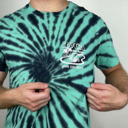 Imagem de Camiseta Rvca Pool Service Tie Dye Verde