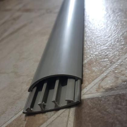 Imagem de Canaleta  Piso Proteger Fio Pé Proteger Fio Chão  Forte Canaleta