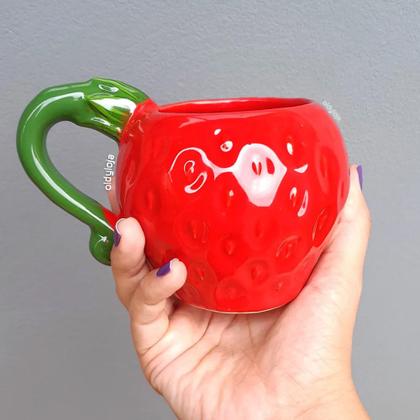Imagem de Caneca Cerâmica Morango Vermelho 300ml