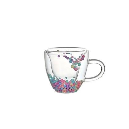 Imagem de Caneca de Café de Vidro com Parede Dupla - Design de Amor com Bolas Coloridas