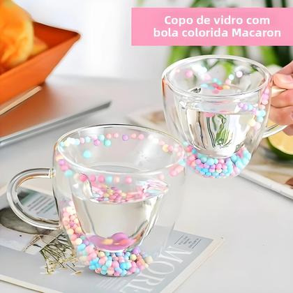 Imagem de Caneca de Café de Vidro com Parede Dupla - Design de Amor com Bolas Coloridas