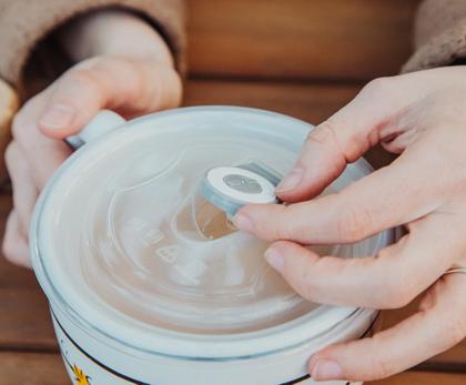 Imagem de Caneca de sopa Silver Buffalo Peanuts Snoopy & Woodstock 700ml