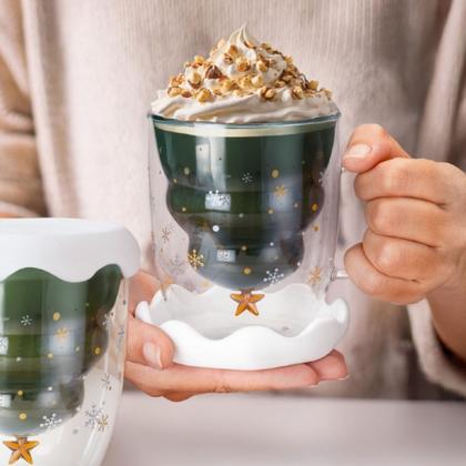 Imagem de Caneca de vidro de Natal 3D com parede dupla 250ml com árvore verde na caixa presente