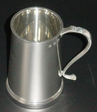 Imagem de CANECA PARA CERVEJA 360 ml (P137) - JOHN SOMERS ESTANHOS
