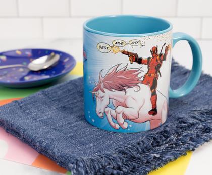 Imagem de Caneca Silver Buffalo Marvel Deadpool and Unicorn 600ml