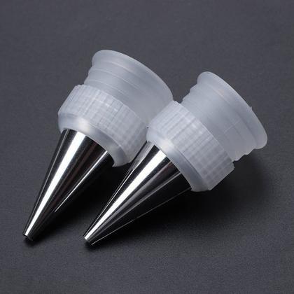 Caneta Confeiteiro P/ Decorar Bolos C/ 2 Saquinhos e 2 Bicos - GENERIC Imagem de Caneta Confeiteiro P/ Decorar Bolos C/ 2 Saquinhos e 2 Bicos