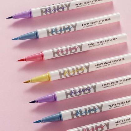 Imagem de Caneta Delineadora Ruby Kisses - Party Proof Eyeliner