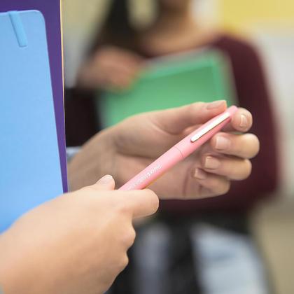 Imagem de Canetas marcadoras Paper Mate Flair Felt Tip Medium Point, pacote com 24