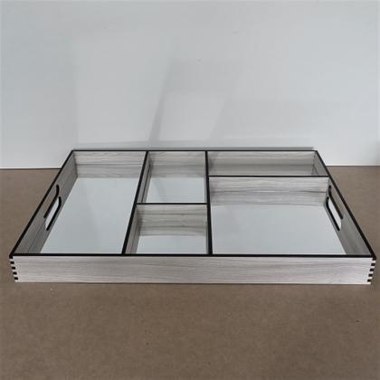 Imagem de Cantinho do café com bandeja em madeira com divisórias com espelho sobreposto 4 organizadores