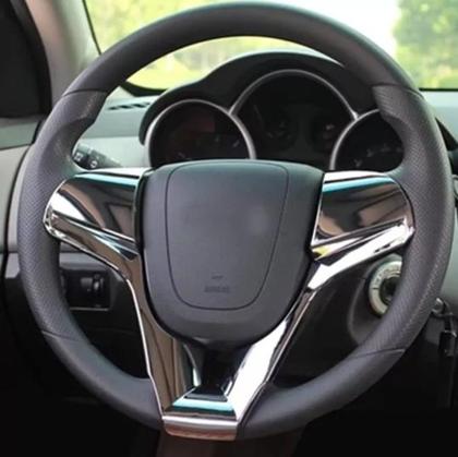 Imagem de Capa Cromada Volante Tracker Cruze Spin Cobalt Onix Prisma Sonic (3 Peças)