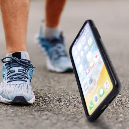 Imagem de Capa de Celular Resistente Guard Dog para iPhone 13