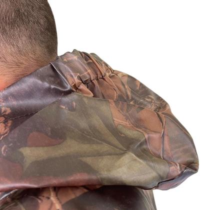 Imagem de Capa de Chuva Camuflada Impermeável Para Jardineira Profissional Reforçada Com Capuz Resistente Pvc Tipo Jaqueta Caça Pesca