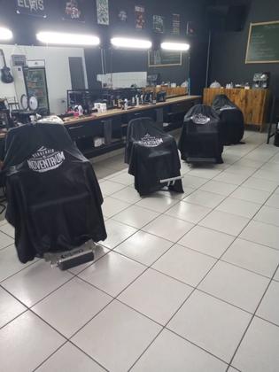 Imagem de Capa de corte para salão com sua marca microfibra fexo ziper