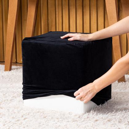 Imagem de Capa de Puff Quadrado Avulsa Lisa Ajustável com Elástico em Tecido Veludo Suede Decoração Banquinho Pufe Luxo Para Sala Quarto