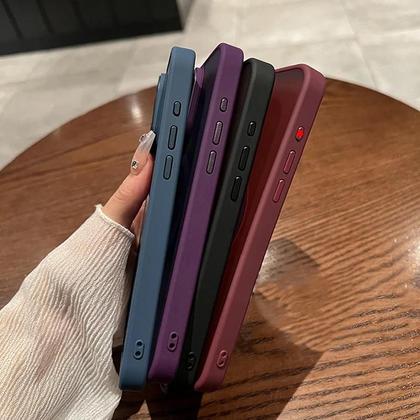 Imagem de Capa Magnética Fosca para iPhone 16/15/14/13/12/11 - Carregamento Sem Fio e à Prova de Choques