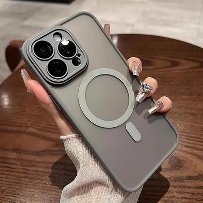 Imagem de Capa Magnética Fosca para iPhone 16/15/14/13/12/11 - Carregamento Sem Fio e à Prova de Choques