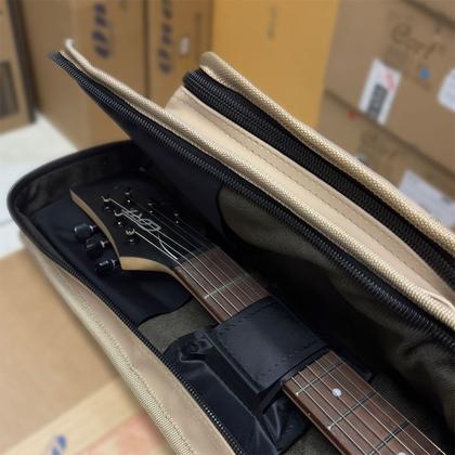 Imagem de Capa p/ guitarra premium couro "ams" bege