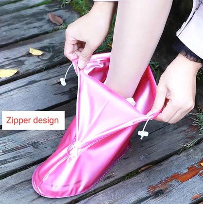 Imagem de Capa p/ Sapato infantil Estilo Botinha Impermeável p/ Chuva do 29 ao 34 Protetor de Sapatos