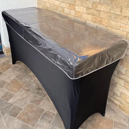 Imagem de Capa Para Maca Impermeável 200x80 cm  PVC Cristal Transparente Reforçado com Viés  Proteção para Maca de Massagem, Spa, Clínica, Estética, Tatuagem