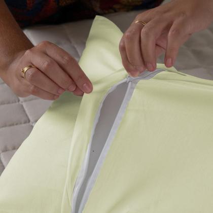 Imagem de Capa Para Travesseiro Fofuxão 1 Peça 1,46m x 46cm Percal 140 Fios Com Zíper